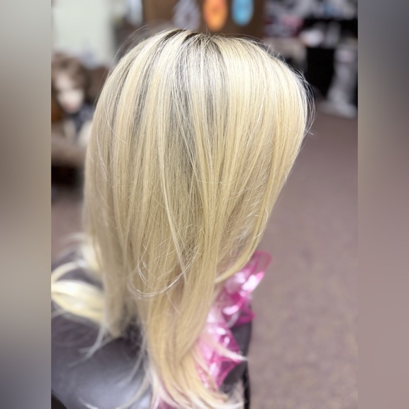 Belle Tress “Allie” hand tied style - Picture 5 of 7